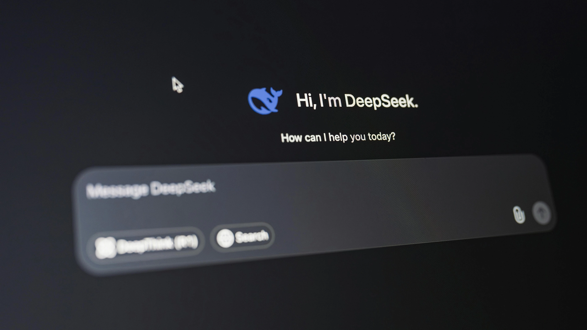 A DeepSeek mesters&eacute;ges intelligenci&aacute;ja megtanul &ouml;n&aacute;ll&oacute;an gondolkodni