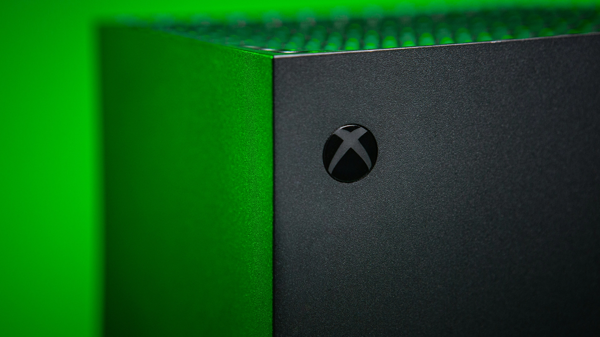 Az Xbox vezetője javasolja, hogy az elbocs&aacute;tott munkav&aacute;llal&oacute;k az AI-t haszn&aacute;lj&aacute;k az &eacute;rz&eacute;seik kezel&eacute;s&eacute;re